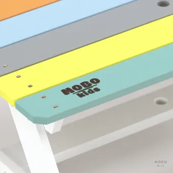 Panter Junıor, çocukların bahçede bir piknik masası, odasında ise yaratıcı bir çalışma ve etkinlik istasyonu olarak kullanabileceği çok yönlü bir tasarımdır - Galeri