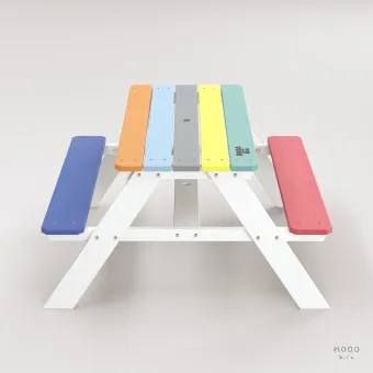 Panter Junıor, çocukların bahçede bir piknik masası, odasında ise yaratıcı bir çalışma ve etkinlik istasyonu olarak kullanabileceği çok yönlü bir tasarımdır - Galeri