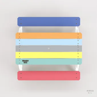 Panter Junıor, çocukların bahçede bir piknik masası, odasında ise yaratıcı bir çalışma ve etkinlik istasyonu olarak kullanabileceği çok yönlü bir tasarımdır - Galeri