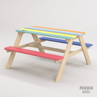 Panter Junıor, çocukların bahçede bir piknik masası, odasında ise yaratıcı bir çalışma ve etkinlik istasyonu olarak kullanabileceği çok yönlü bir tasarımdır - Galeri