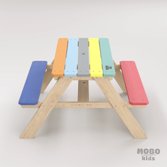 Panter Junıor, çocukların bahçede bir piknik masası, odasında ise yaratıcı bir çalışma ve etkinlik istasyonu olarak kullanabileceği çok yönlü bir tasarımdır - Galeri