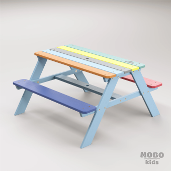 Panter Junıor, çocukların bahçede bir piknik masası, odasında ise yaratıcı bir çalışma ve etkinlik istasyonu olarak kullanabileceği çok yönlü bir tasarımdır - Galeri