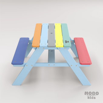 Panter Junıor, çocukların bahçede bir piknik masası, odasında ise yaratıcı bir çalışma ve etkinlik istasyonu olarak kullanabileceği çok yönlü bir tasarımdır - Galeri